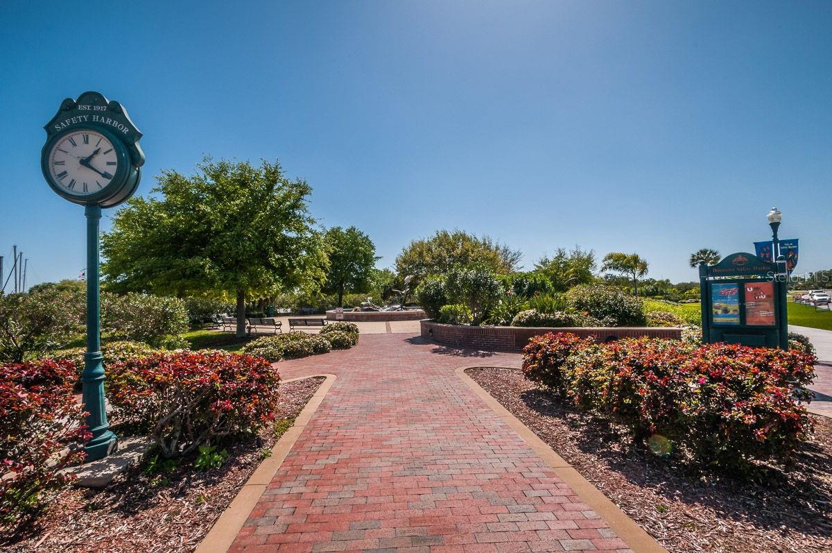 504 BELMONT ST, SAFETY HARBOR, FL, 34695