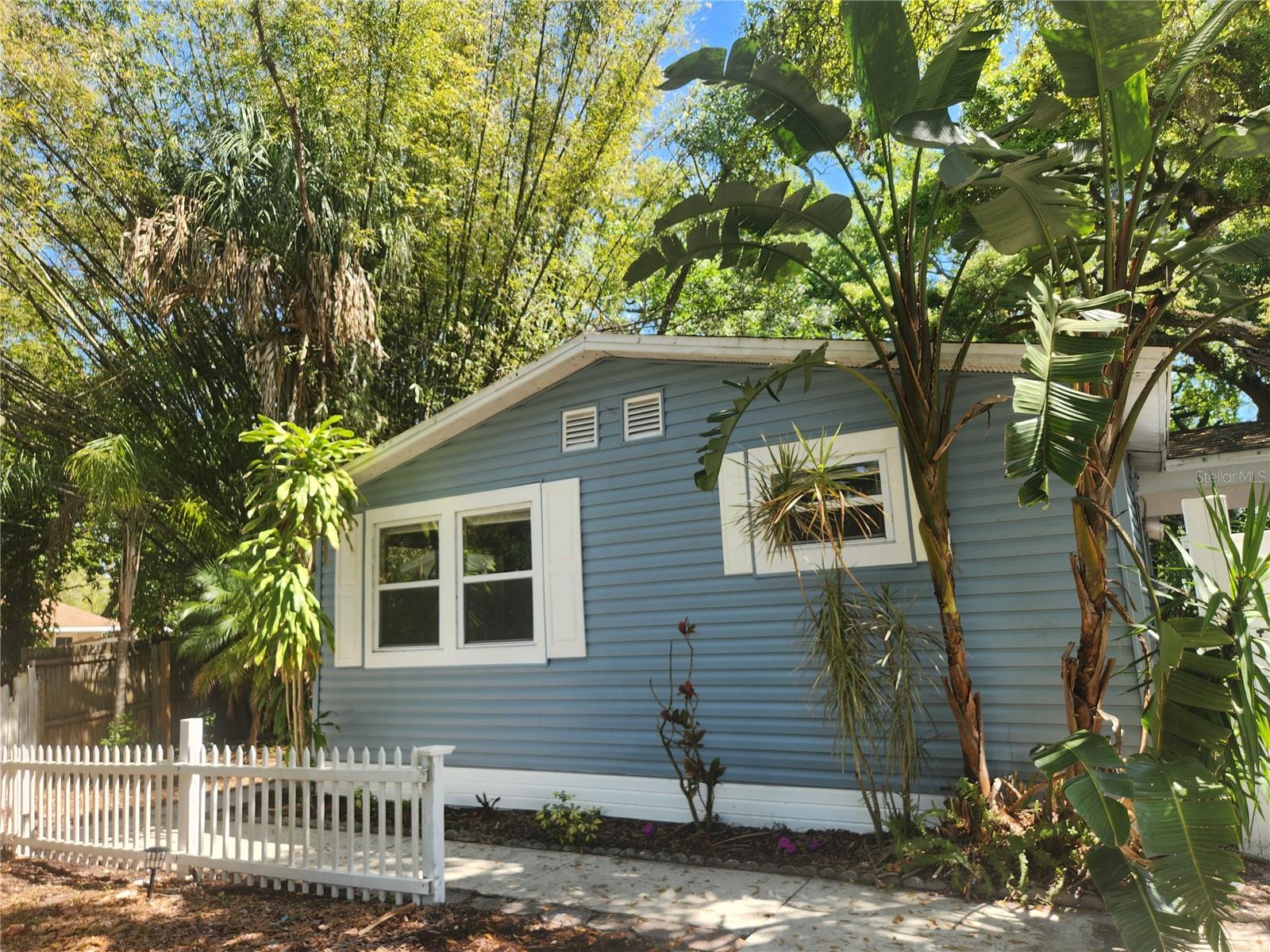 504 BELMONT ST, SAFETY HARBOR, FL, 34695