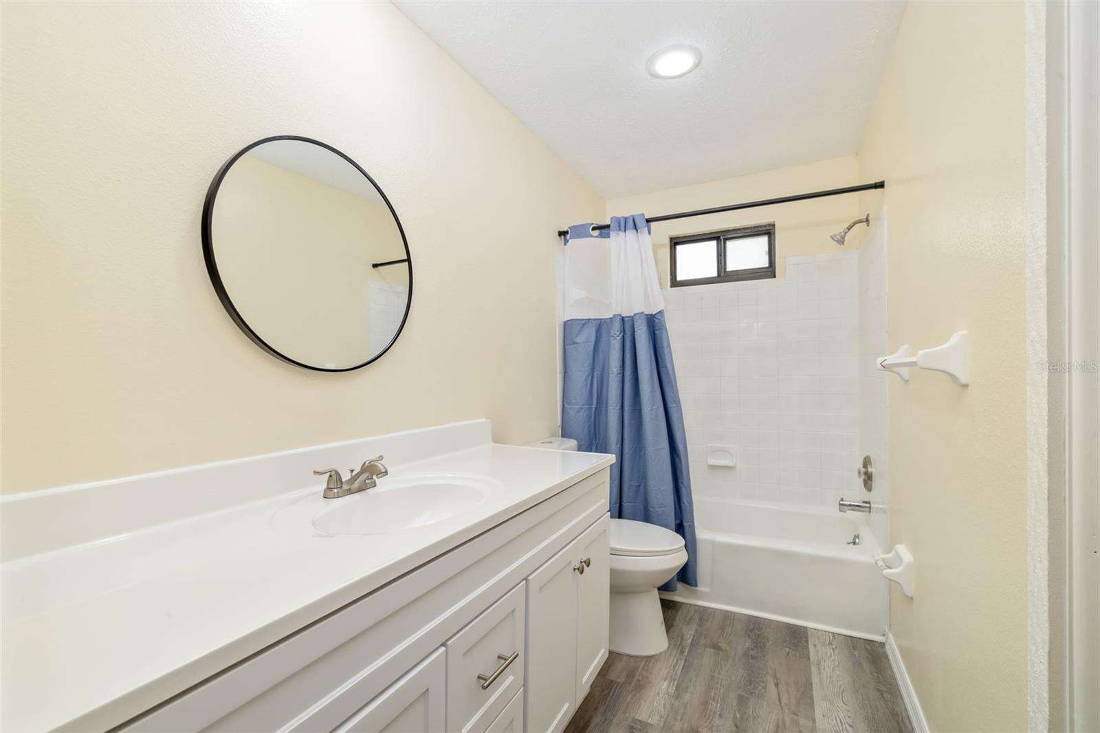 2004 WOOD HOLLOW PL, SARASOTA, FL, 34235