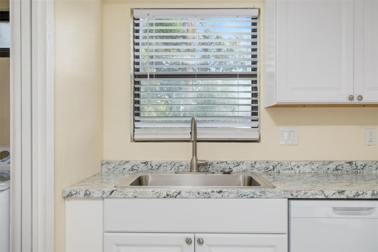 2004 WOOD HOLLOW PL, SARASOTA, FL, 34235