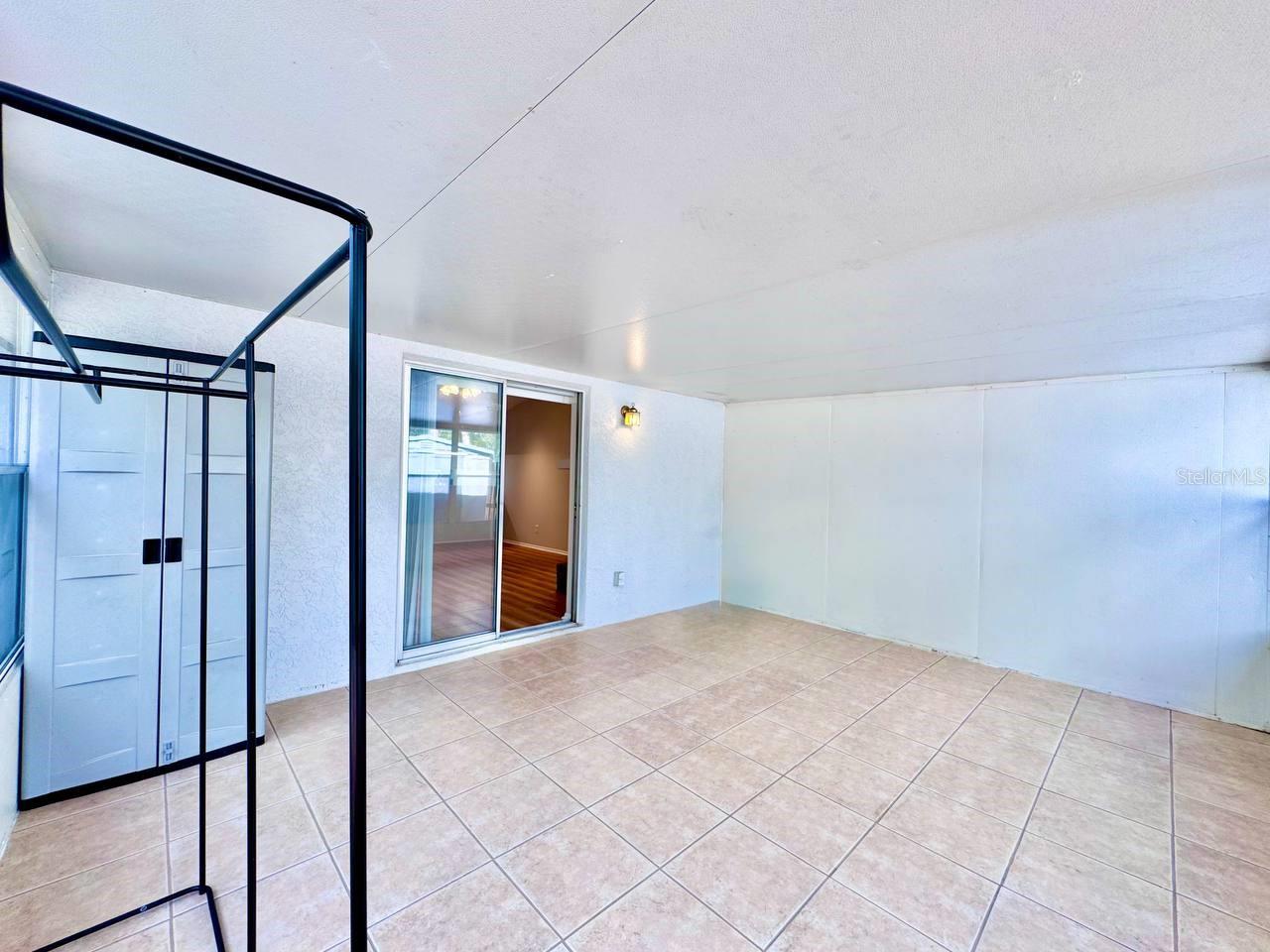 5124 GAINSVILLE DR, TEMPLE TERRACE, FL, 33617