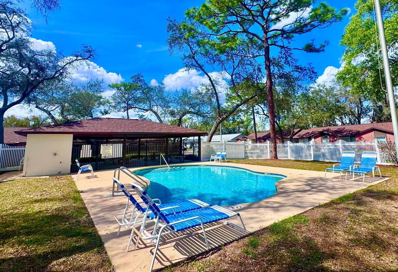 5124 GAINSVILLE DR, TEMPLE TERRACE, FL, 33617