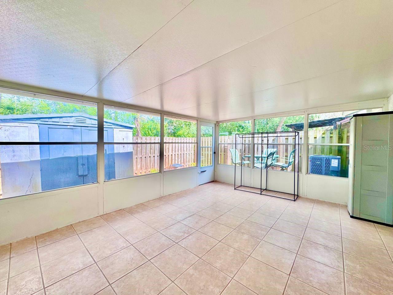 5124 GAINSVILLE DR, TEMPLE TERRACE, FL, 33617