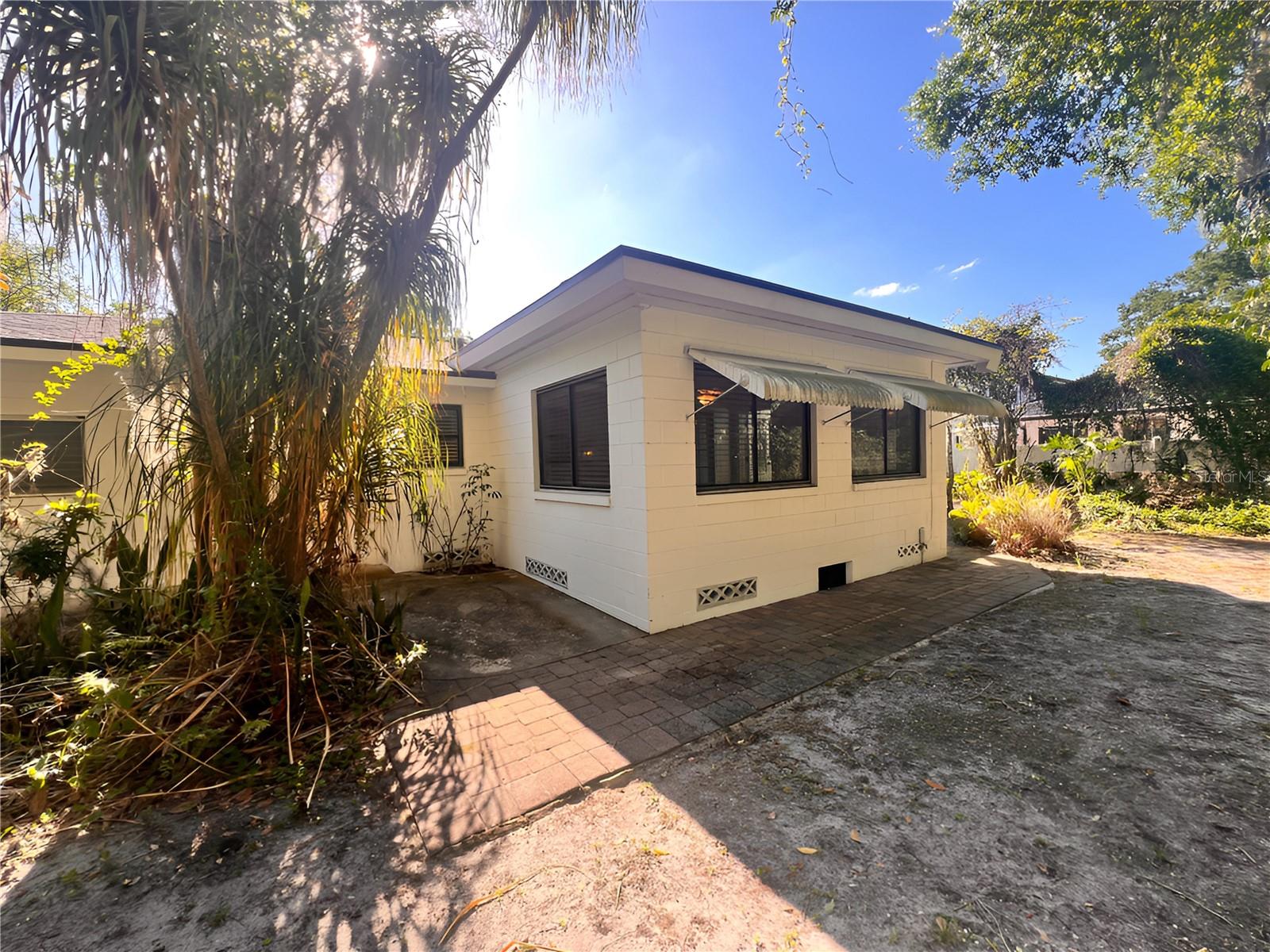 2011 HOWARD DR, WINTER PARK, FL, 32789