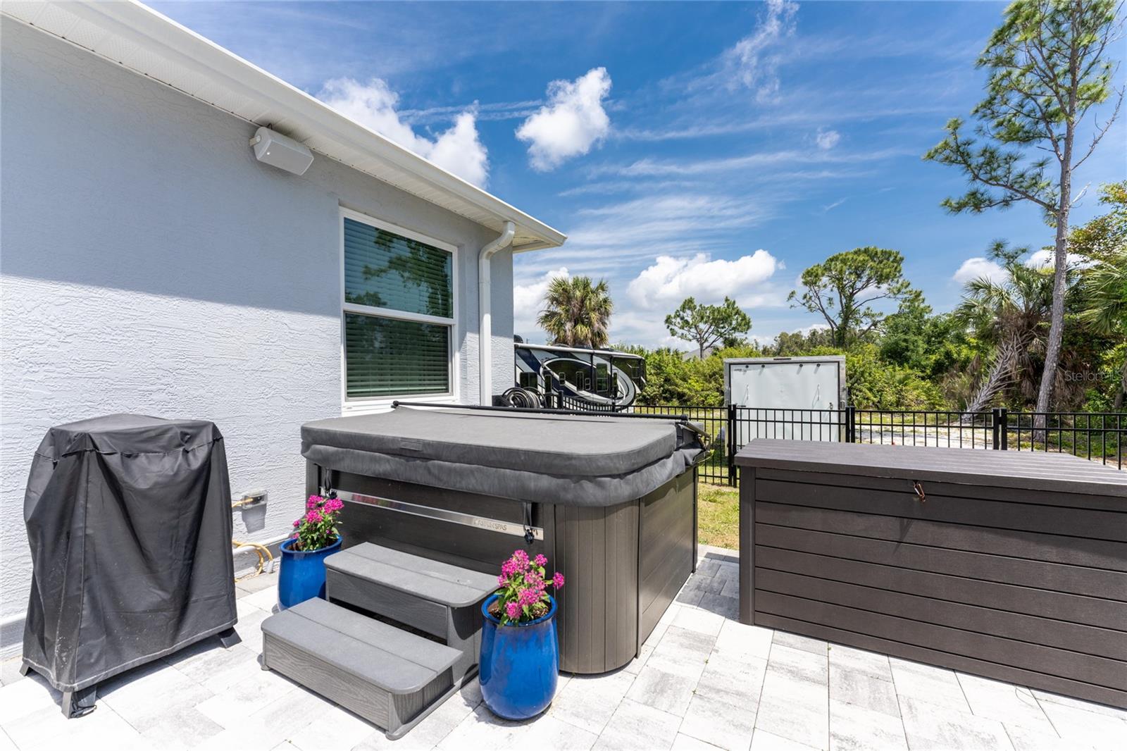 15105 ALDAMA CIR, PORT CHARLOTTE, FL, 33981