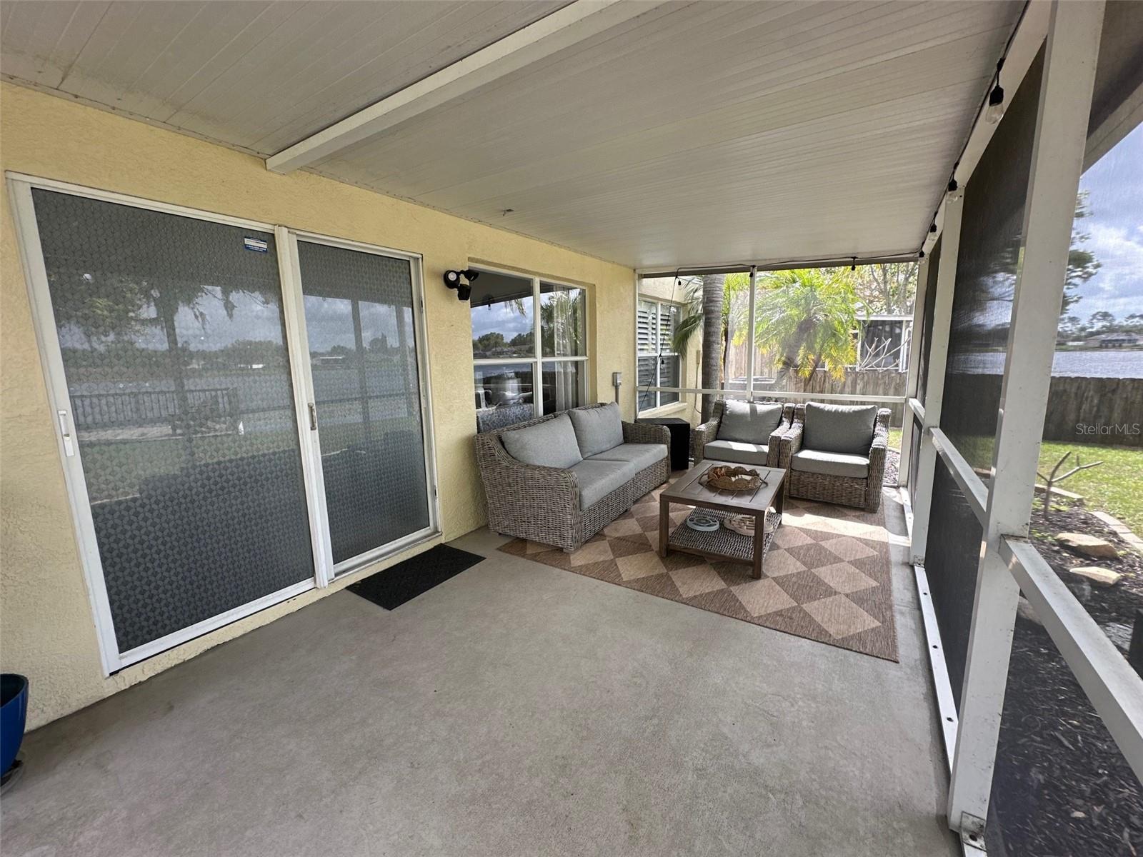 22841 SAINT THOMAS CIR, LUTZ, FL, 33549