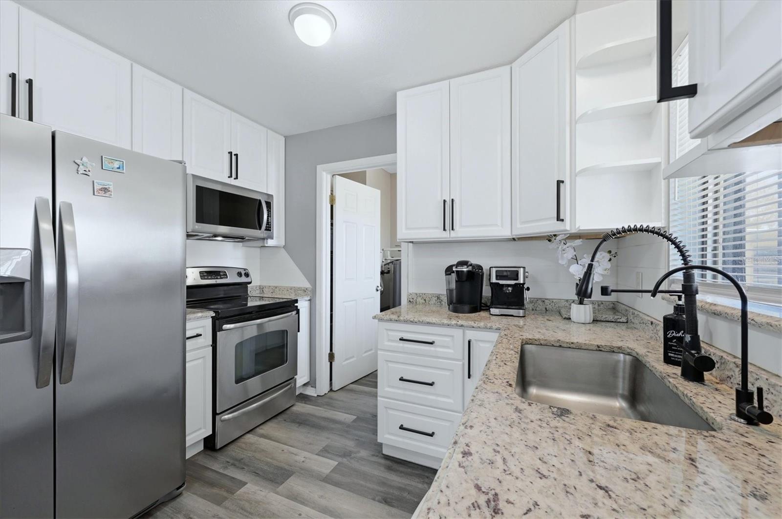 564 LEACH ST, ENGLEWOOD, FL, 34223