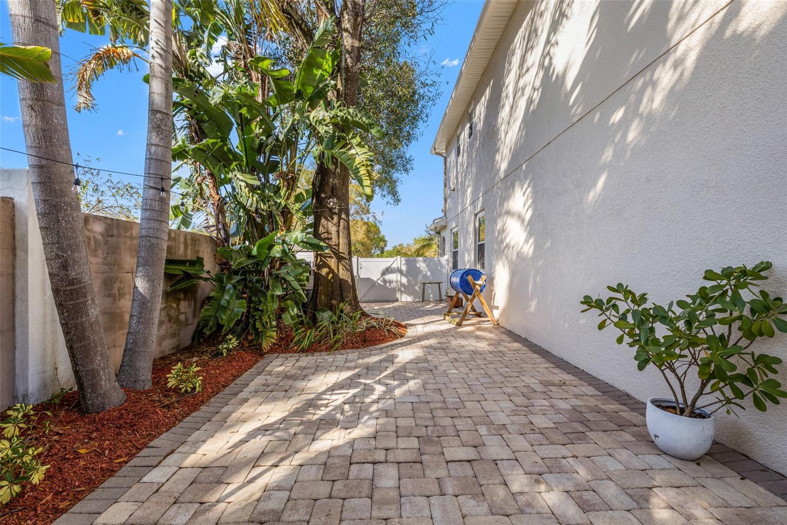 1804 W ERNA DR, TAMPA, FL, 33603