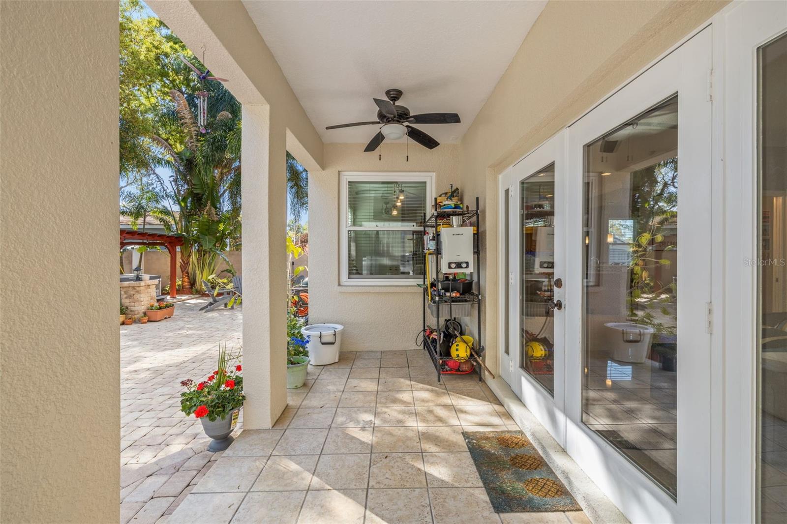 1804 W ERNA DR, TAMPA, FL, 33603