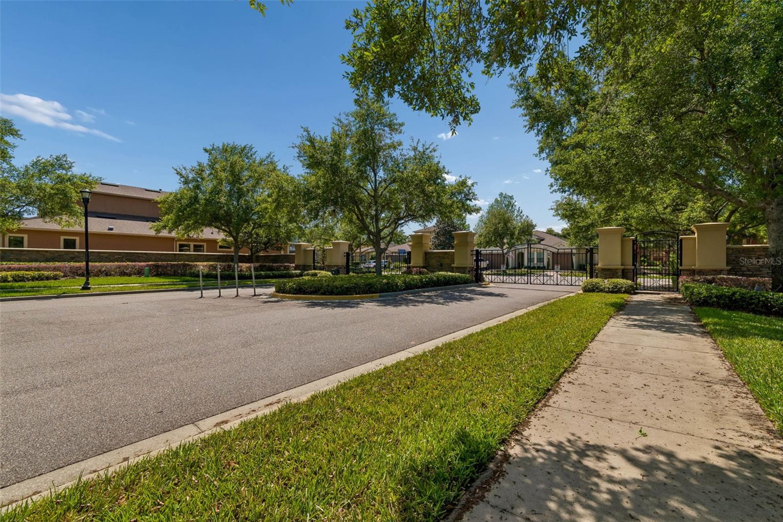 2601 MILFORD BERRY LN, TAMPA, FL, 33618