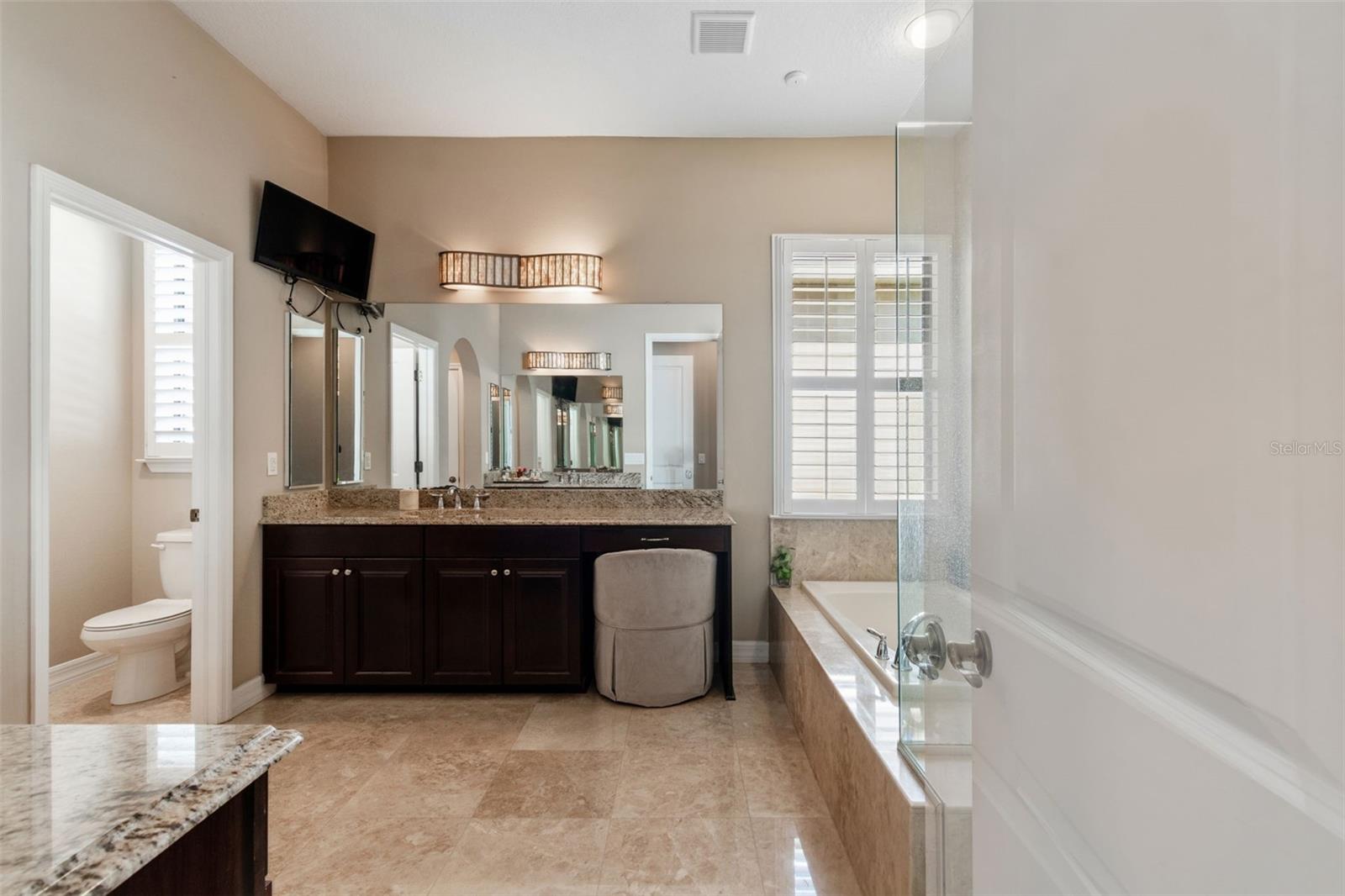2601 MILFORD BERRY LN, TAMPA, FL, 33618