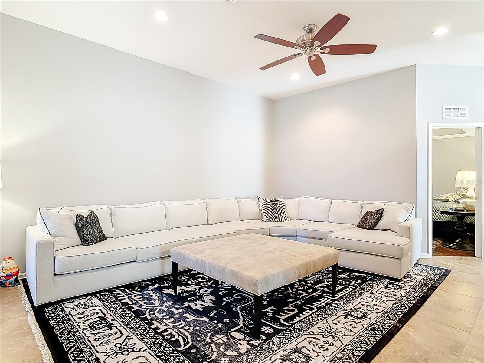 21 ARROWHEAD DR, PALM COAST, FL, 32137