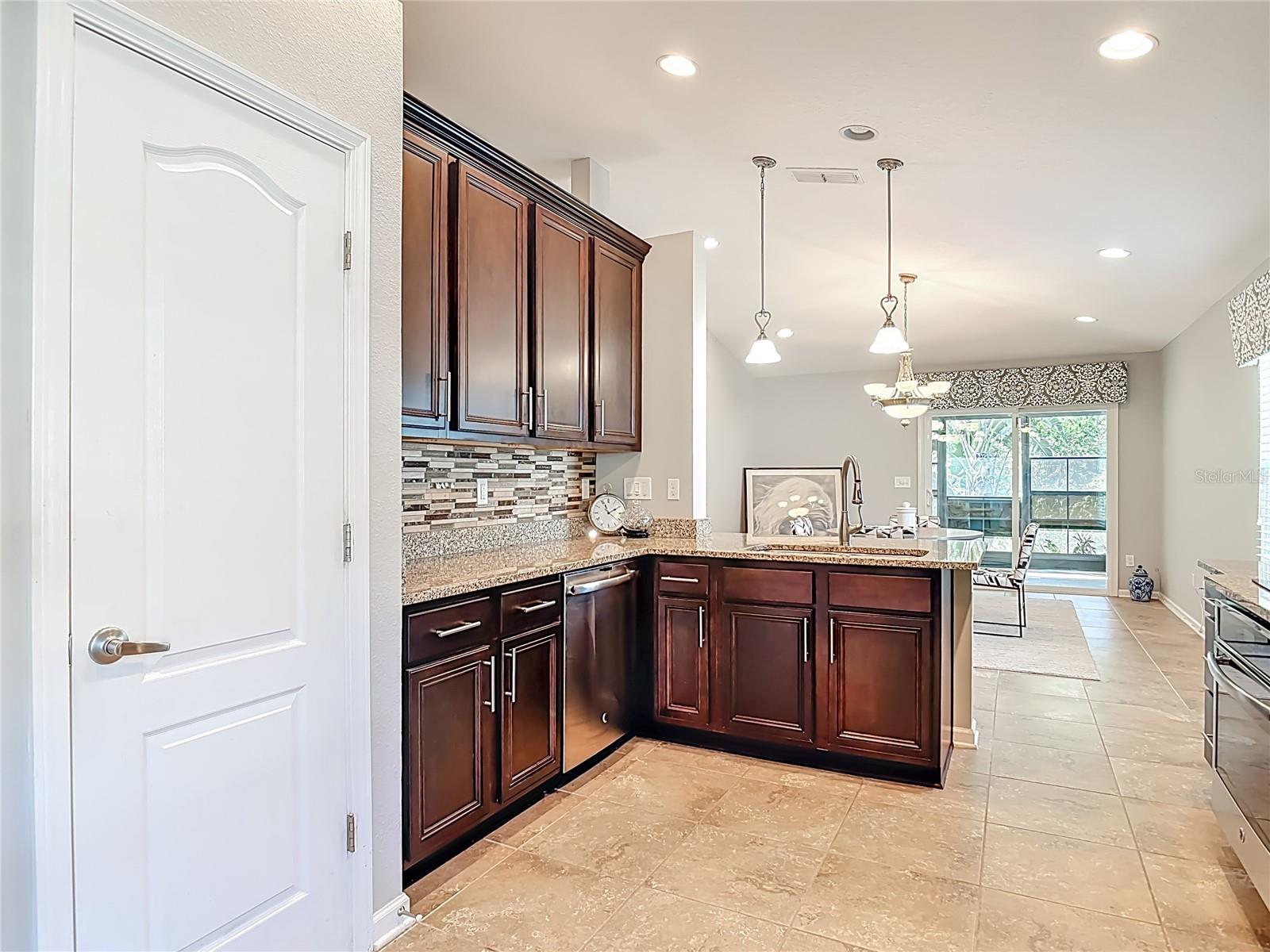 21 ARROWHEAD DR, PALM COAST, FL, 32137