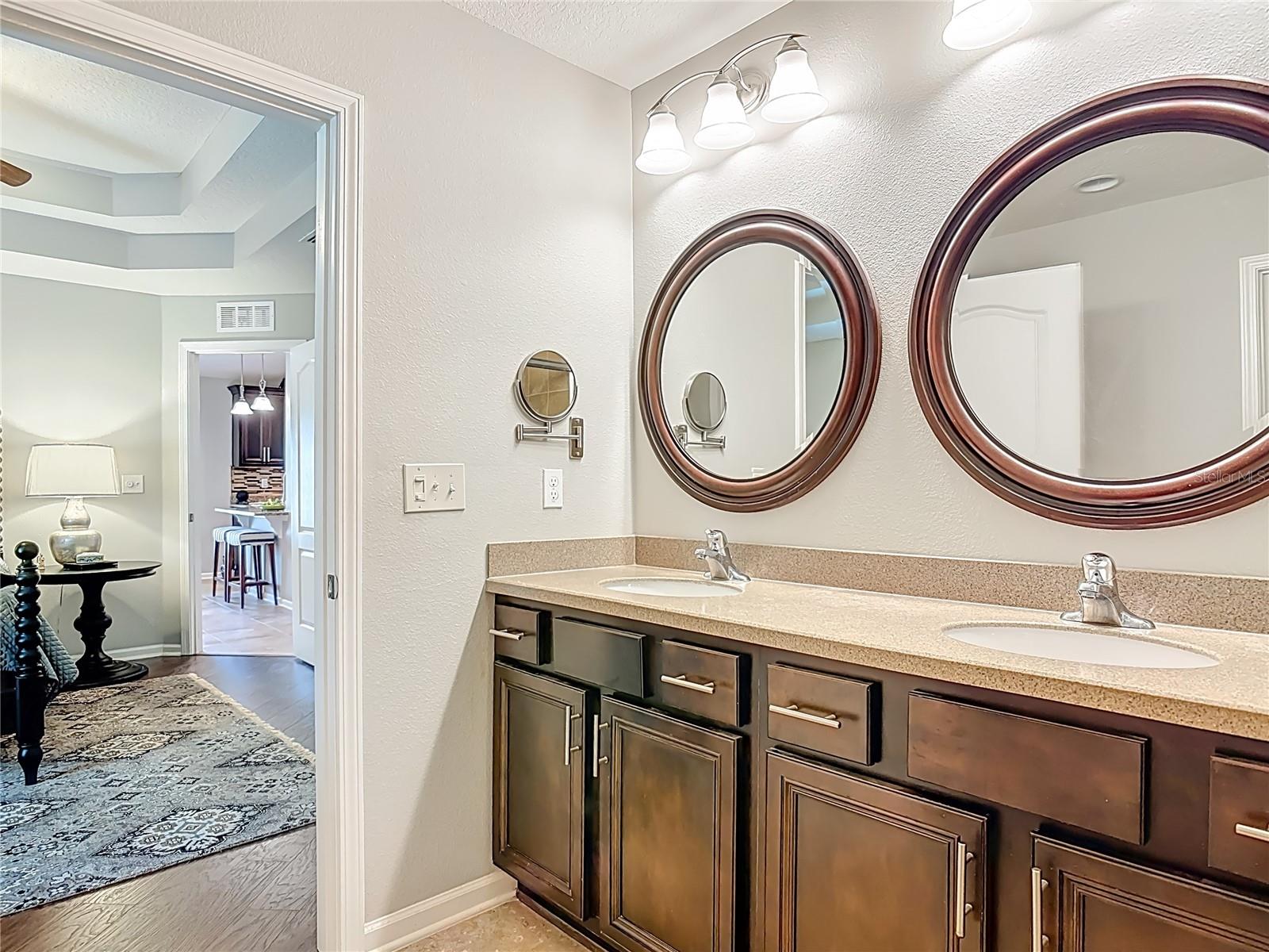 21 ARROWHEAD DR, PALM COAST, FL, 32137