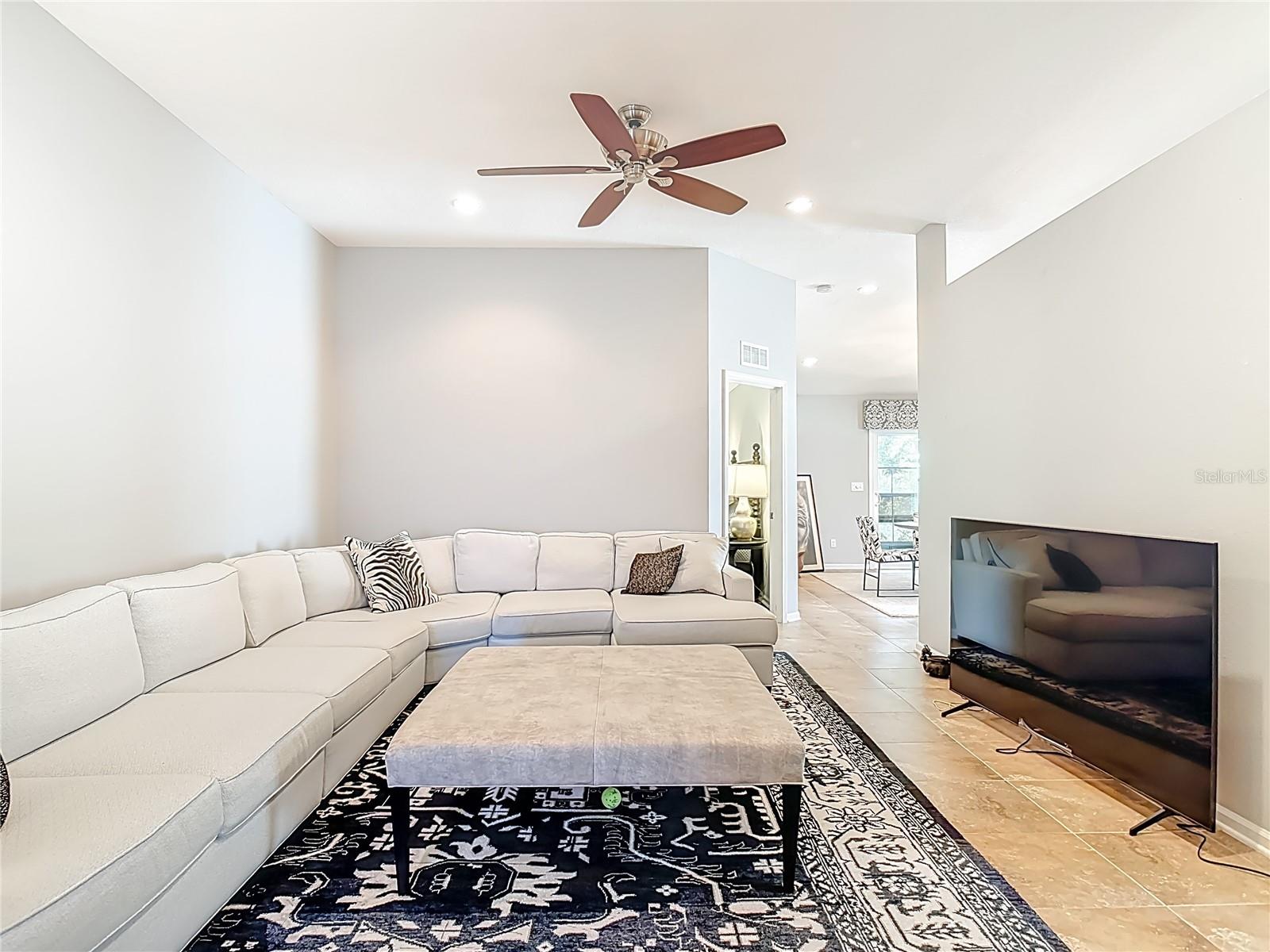 21 ARROWHEAD DR, PALM COAST, FL, 32137