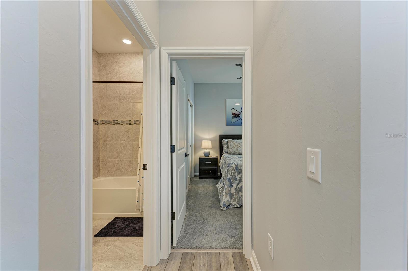 16314 PINE MIST DR, BRADENTON, FL, 34211