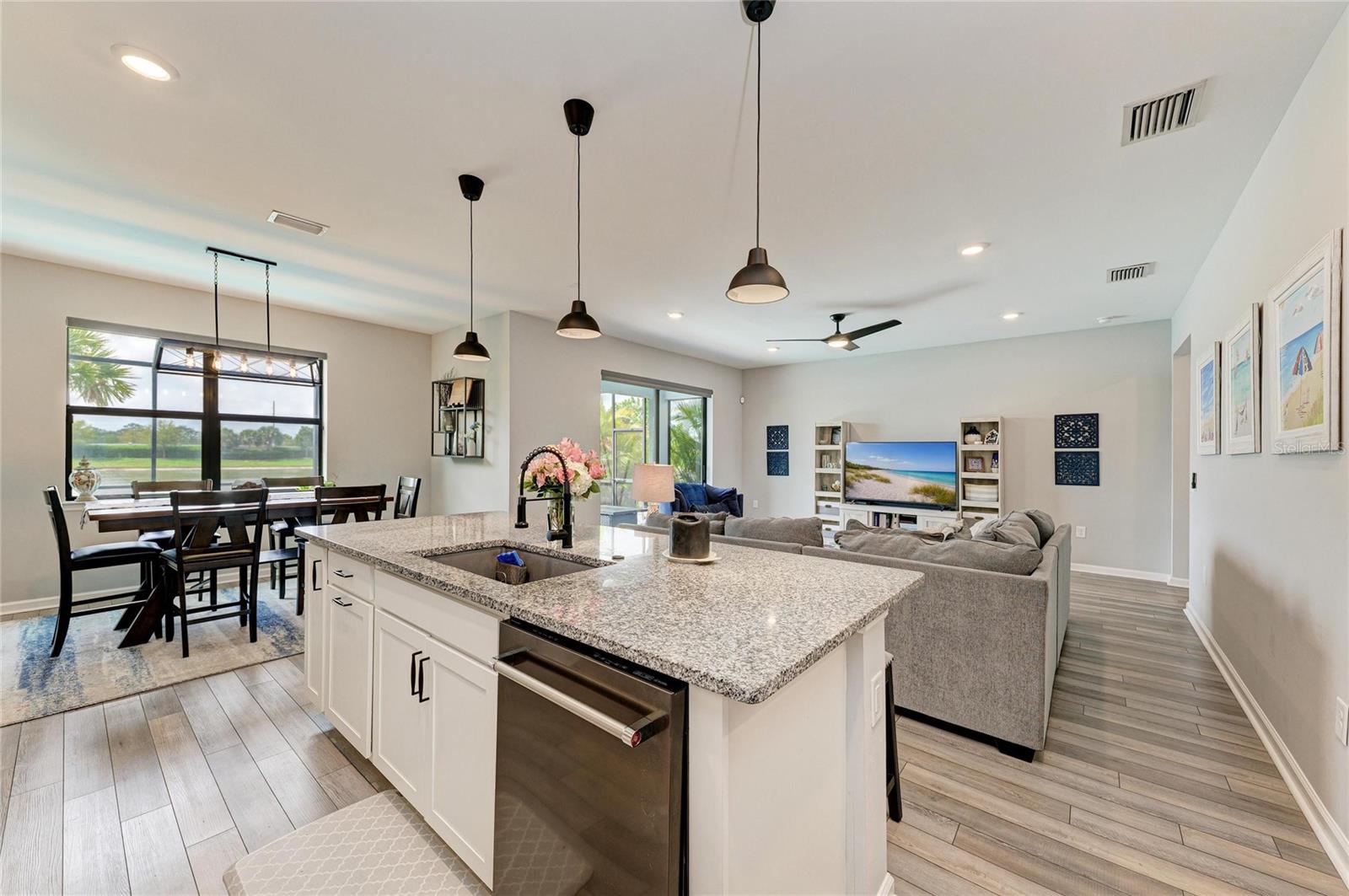16314 PINE MIST DR, BRADENTON, FL, 34211