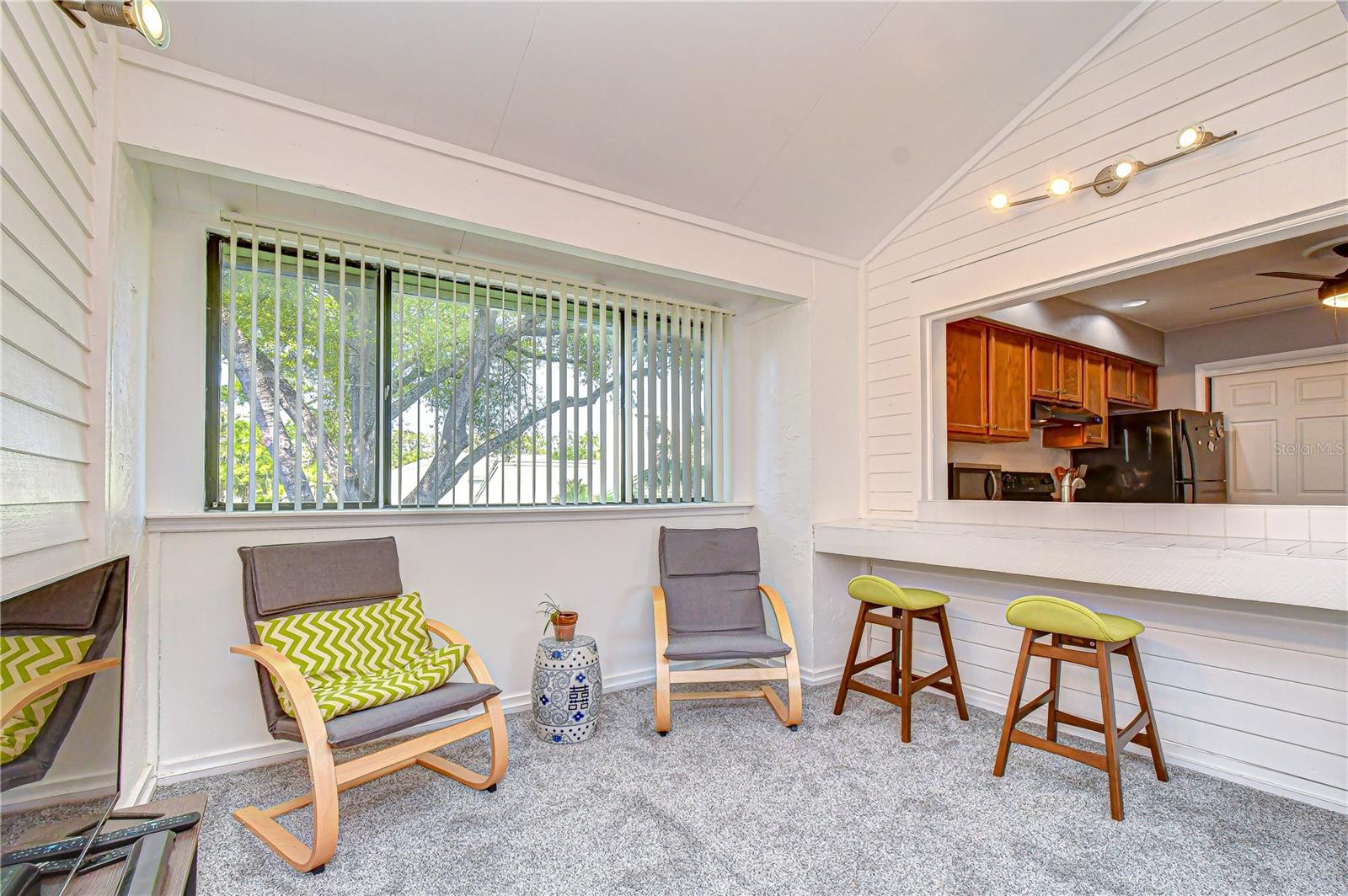 13402 PINE LAKE WAY #202B, TAMPA, FL, 33618