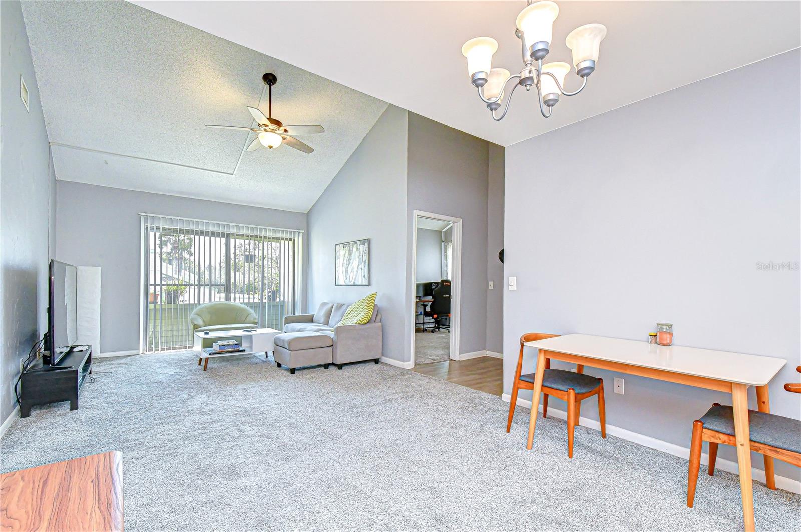 13402 PINE LAKE WAY #202B, TAMPA, FL, 33618