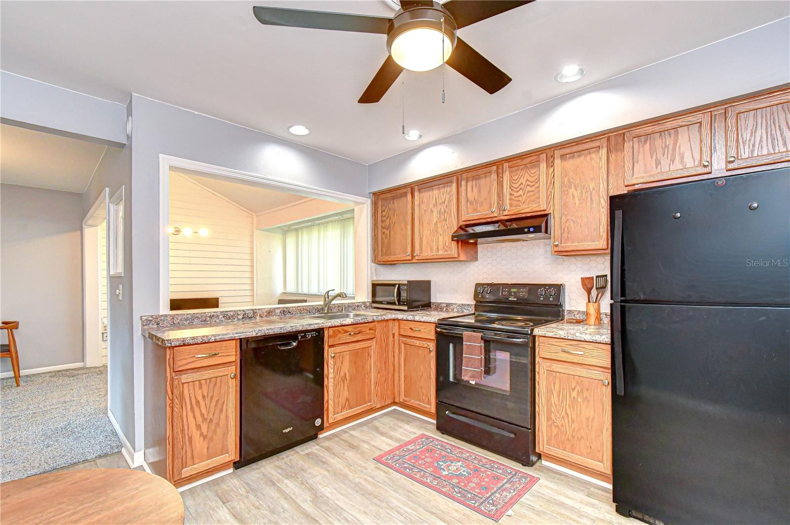 13402 PINE LAKE WAY #202B, TAMPA, FL, 33618