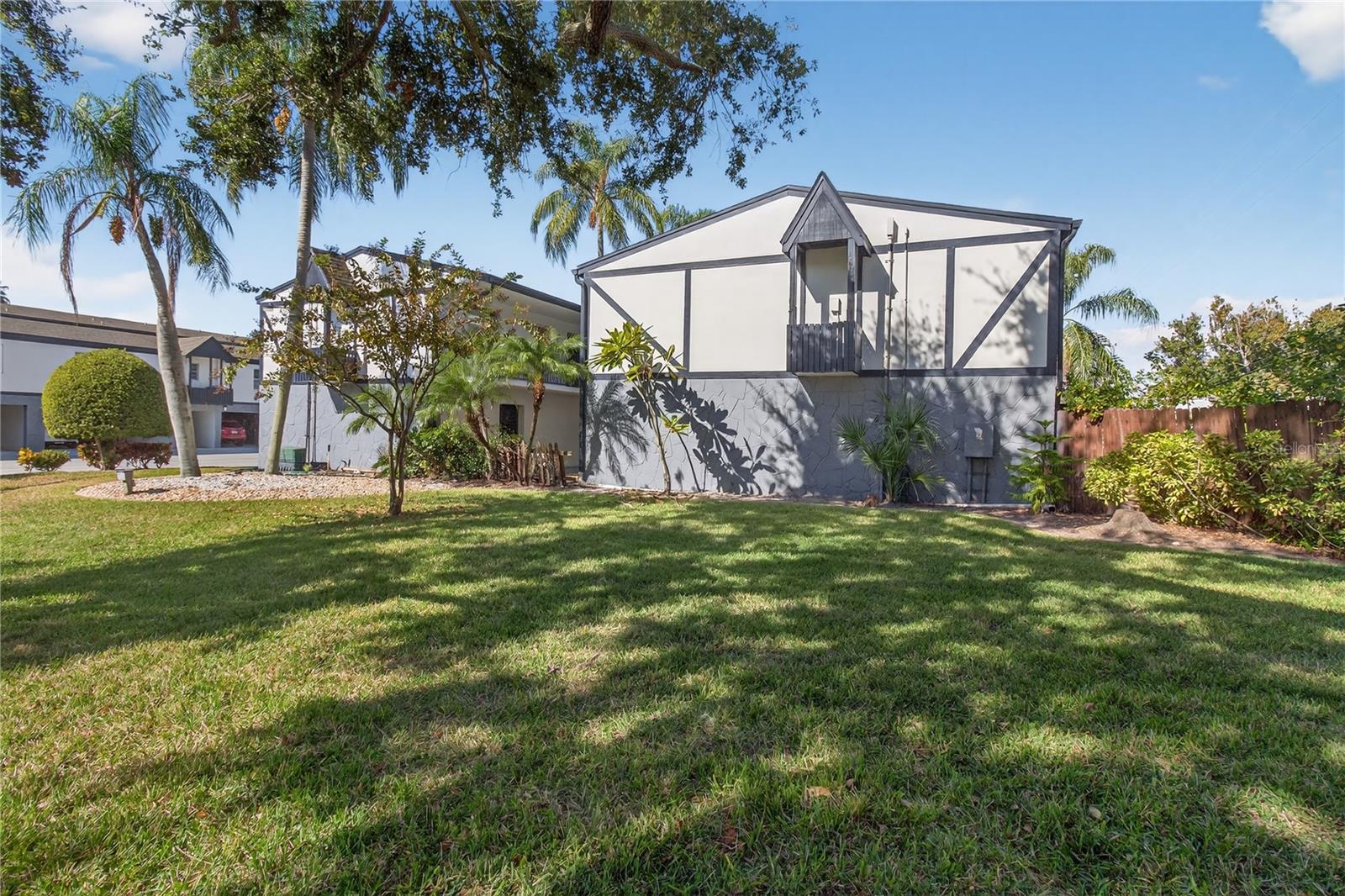 1146 KING ARTHUR CT #110, DUNEDIN, FL, 34698