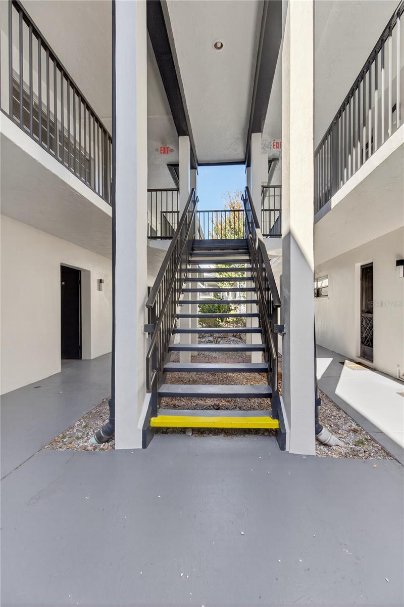 1146 KING ARTHUR CT #110, DUNEDIN, FL, 34698