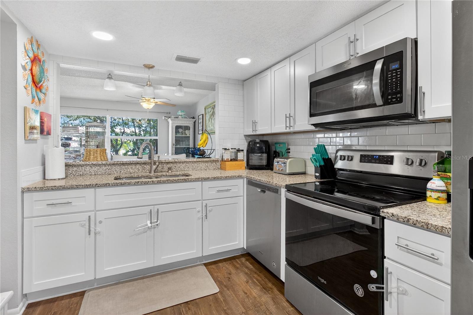 1146 KING ARTHUR CT #110, DUNEDIN, FL, 34698