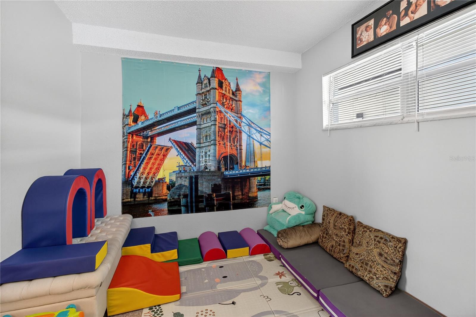 1146 KING ARTHUR CT #110, DUNEDIN, FL, 34698