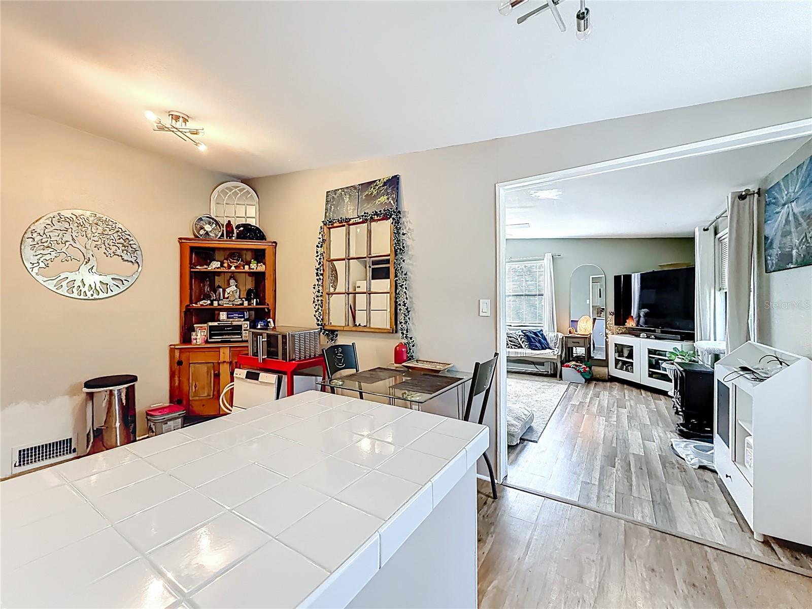 2007 54TH ST S, GULFPORT, FL, 33707