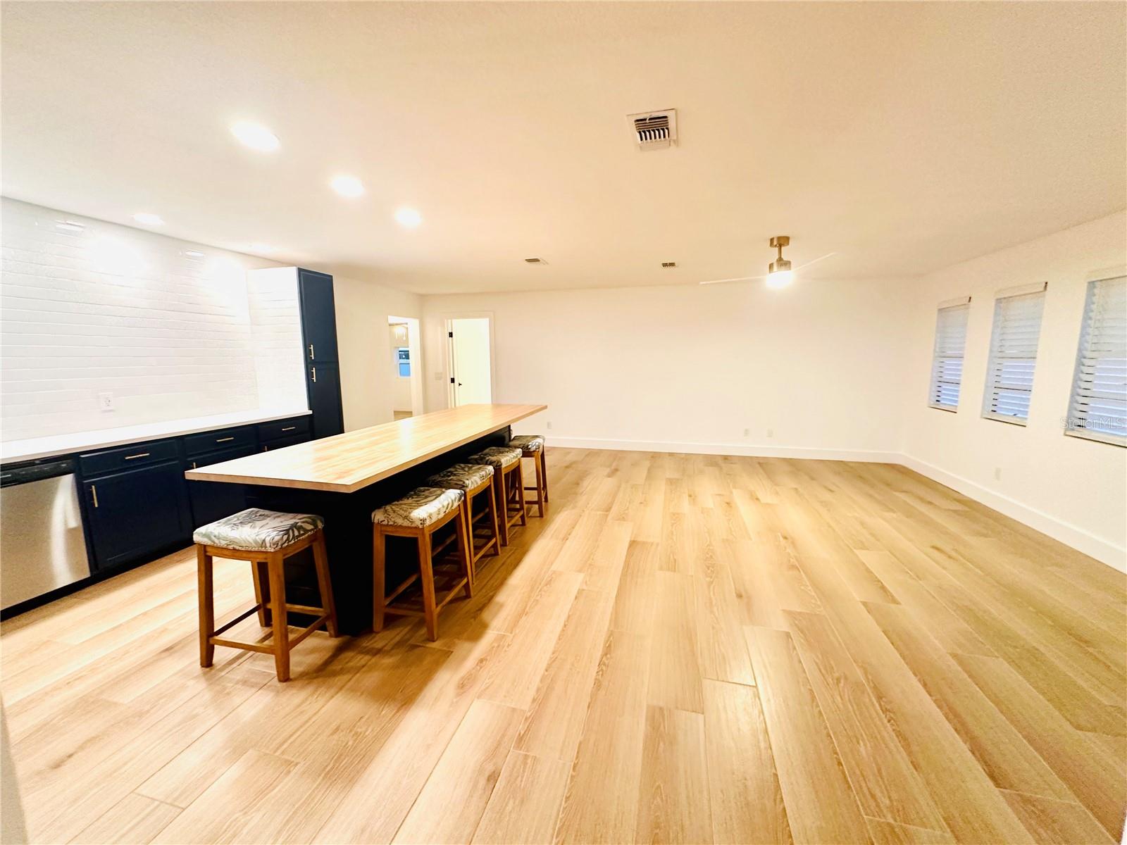 1 CUNNINGHAM DR, NEW SMYRNA BEACH, FL, 32168