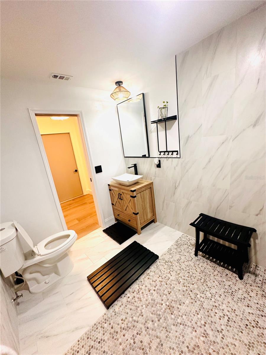 1 CUNNINGHAM DR, NEW SMYRNA BEACH, FL, 32168