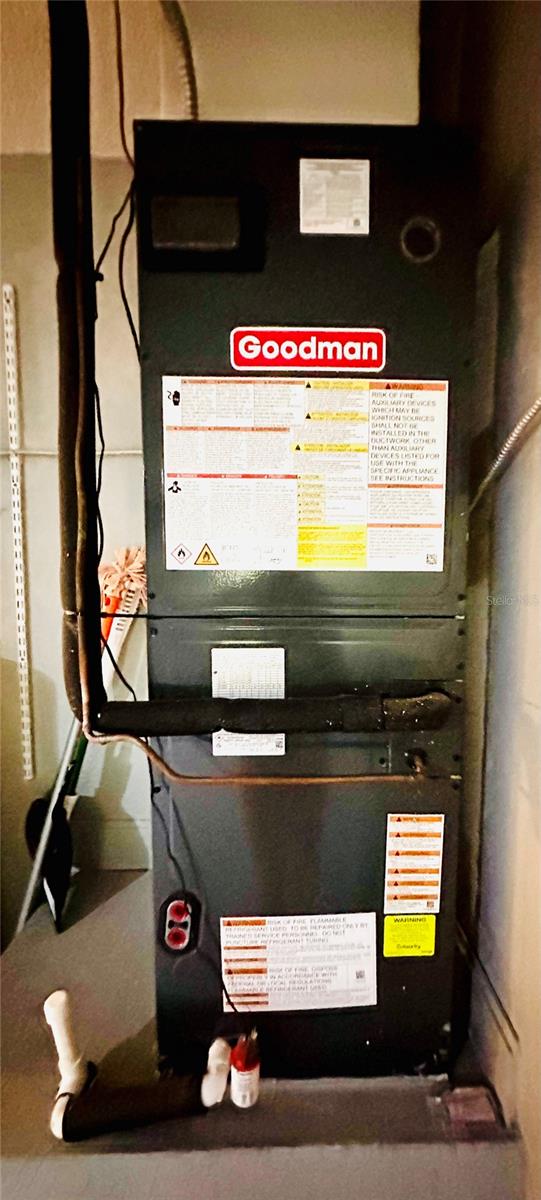 1 CUNNINGHAM DR, NEW SMYRNA BEACH, FL, 32168