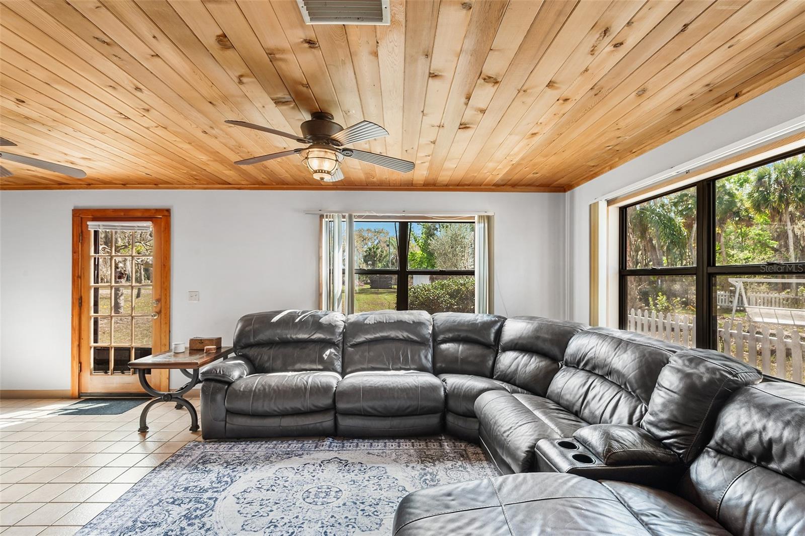 1233 SAINT ANNE SHRINE RD, LAKE WALES, FL, 33898