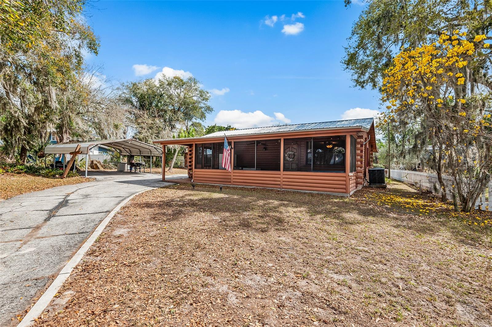 1233 SAINT ANNE SHRINE RD, LAKE WALES, FL, 33898