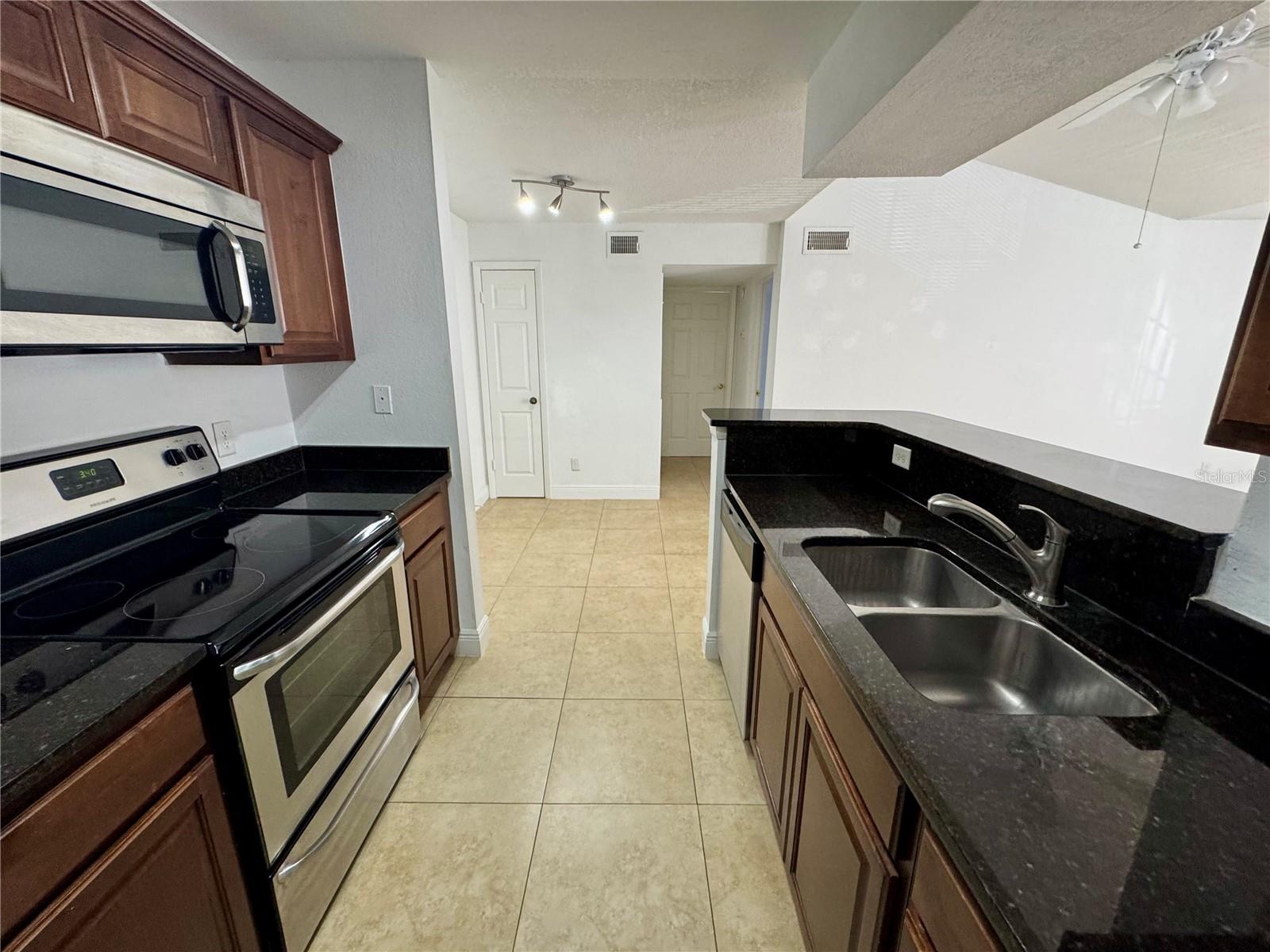 5533 CHRISHIRE WAY #F207, ORLANDO, FL, 32822