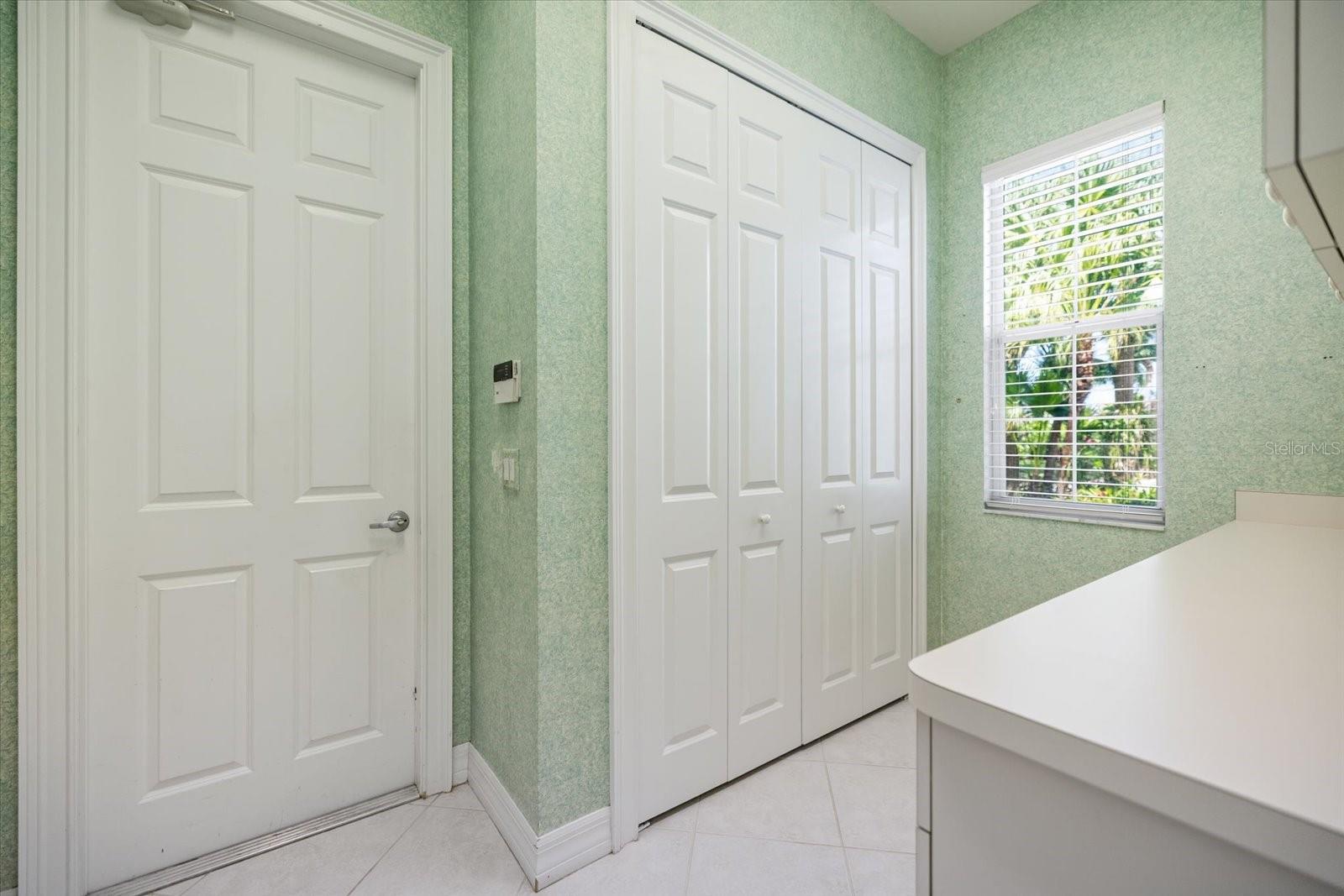 17 N CAYMAN ISLES BLVD, ENGLEWOOD, FL, 34223