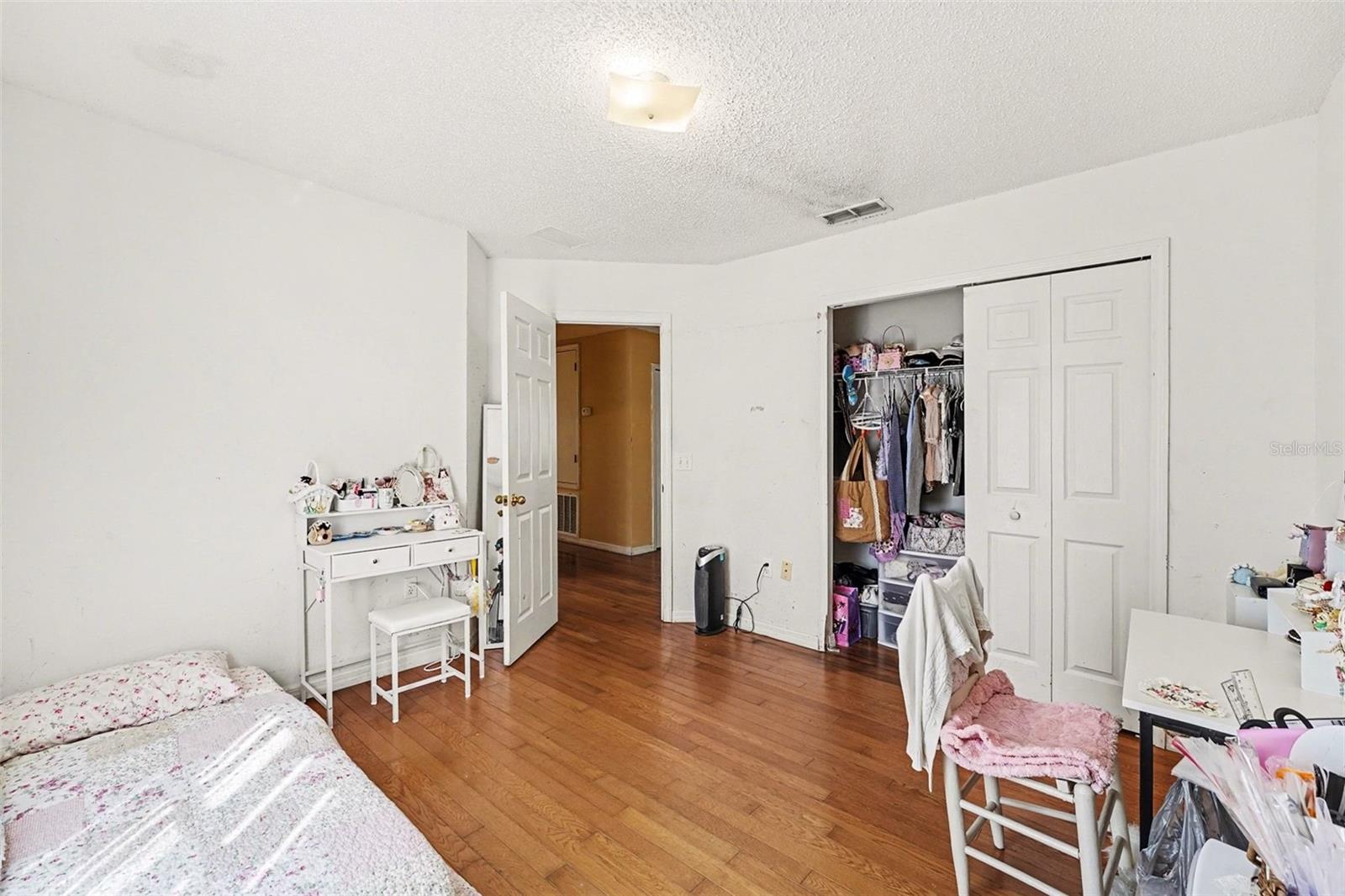 208 CIMARRON DR, KISSIMMEE, FL, 34759