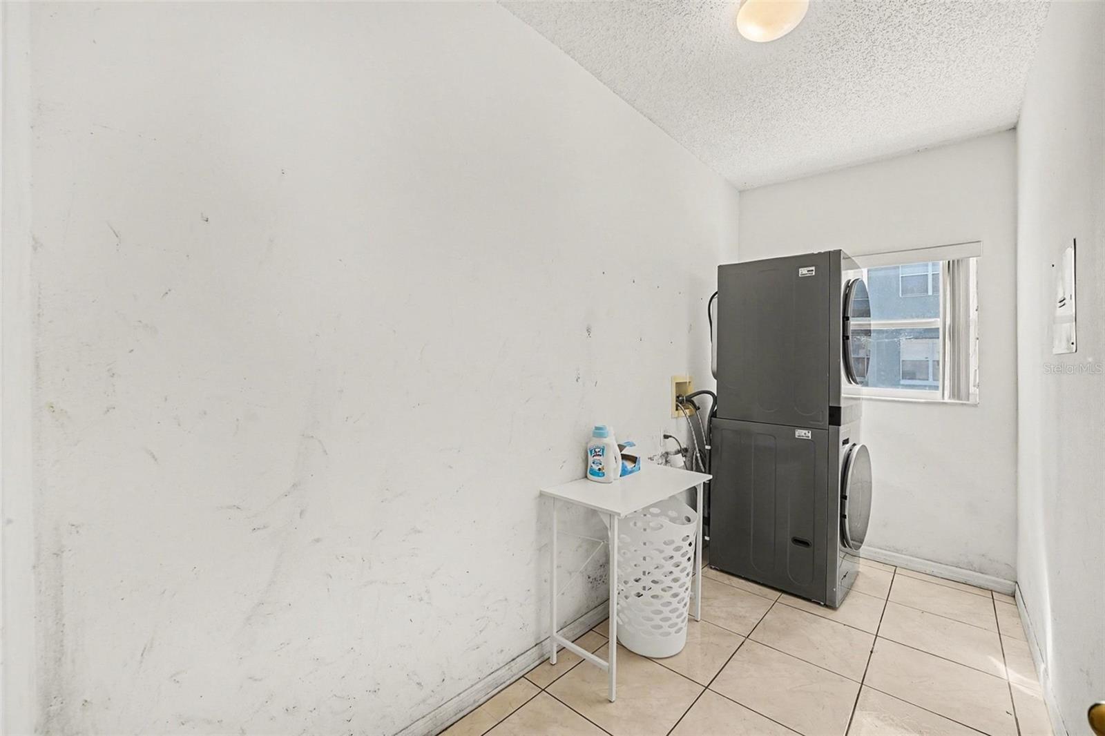208 CIMARRON DR, KISSIMMEE, FL, 34759