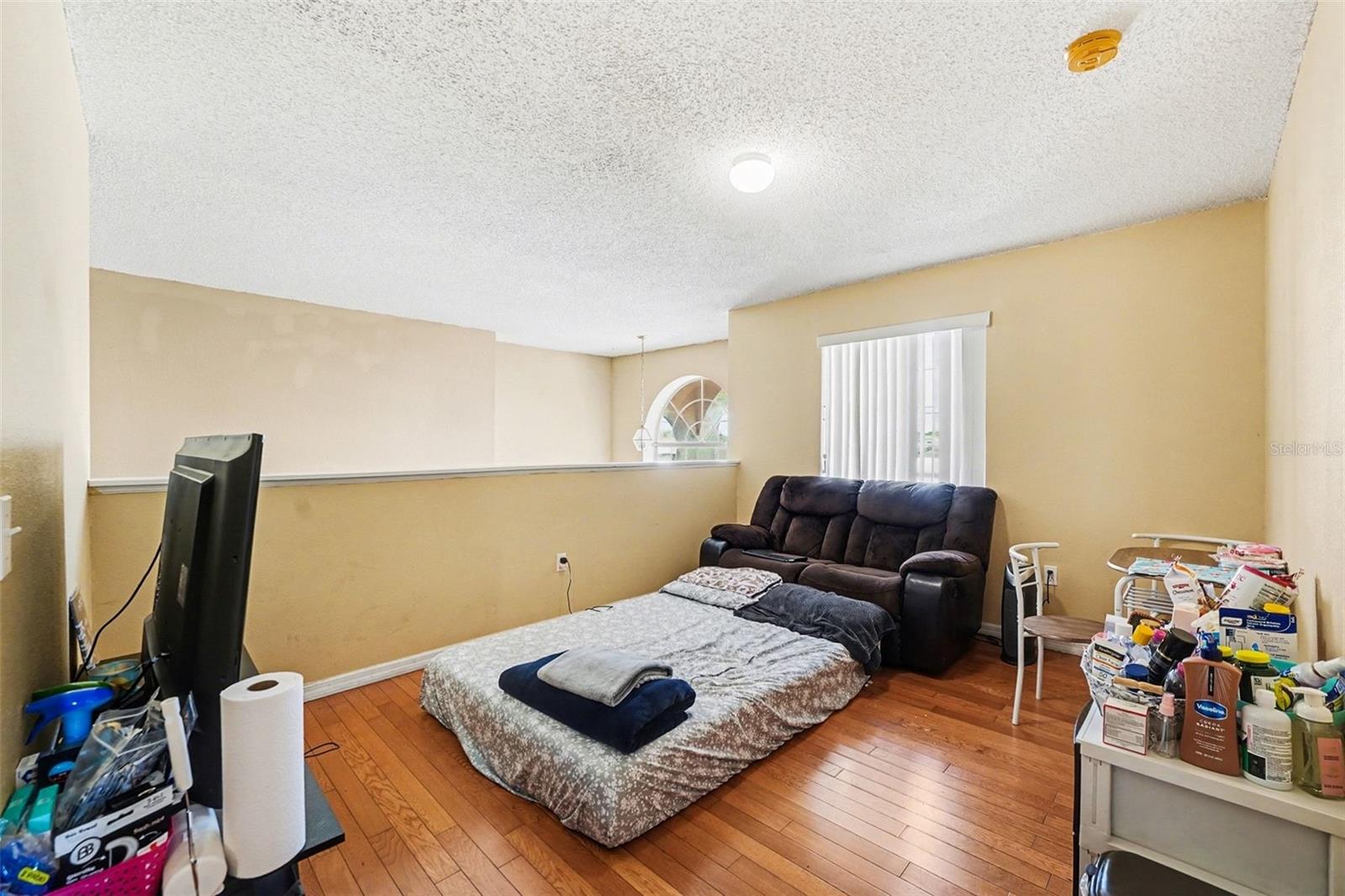 208 CIMARRON DR, KISSIMMEE, FL, 34759