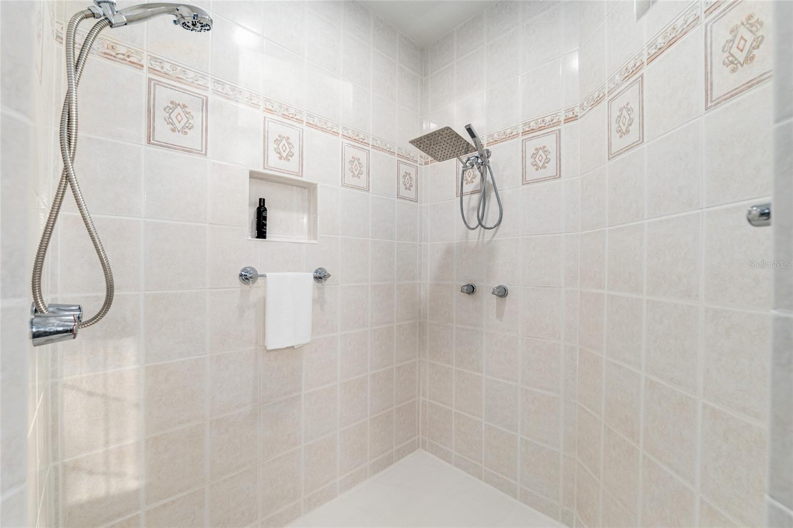 6012 NW 168TH ST, ALACHUA, FL, 32615