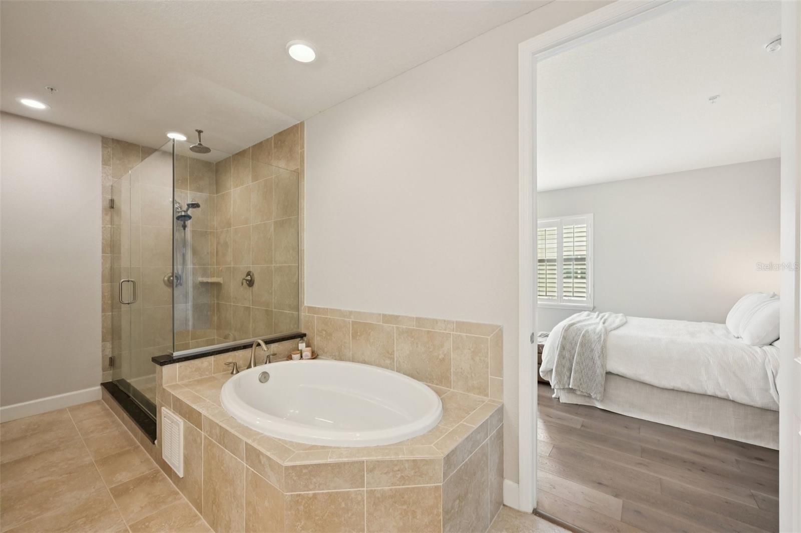 3420 77TH ST W #101, BRADENTON, FL, 34209