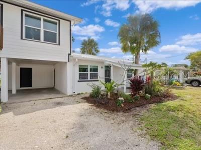 240 COLONIA LN E #lower, NOKOMIS, FL, 34275