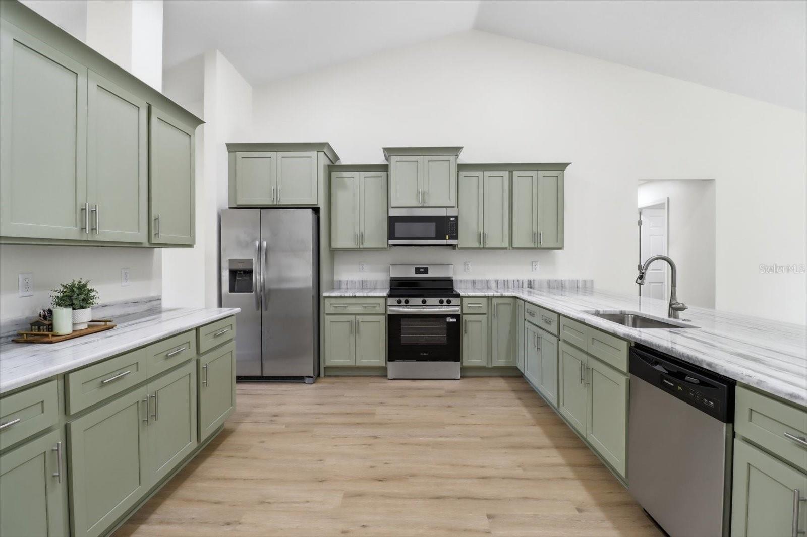 13418 CORMORANT RD, WEEKI WACHEE, FL, 34614