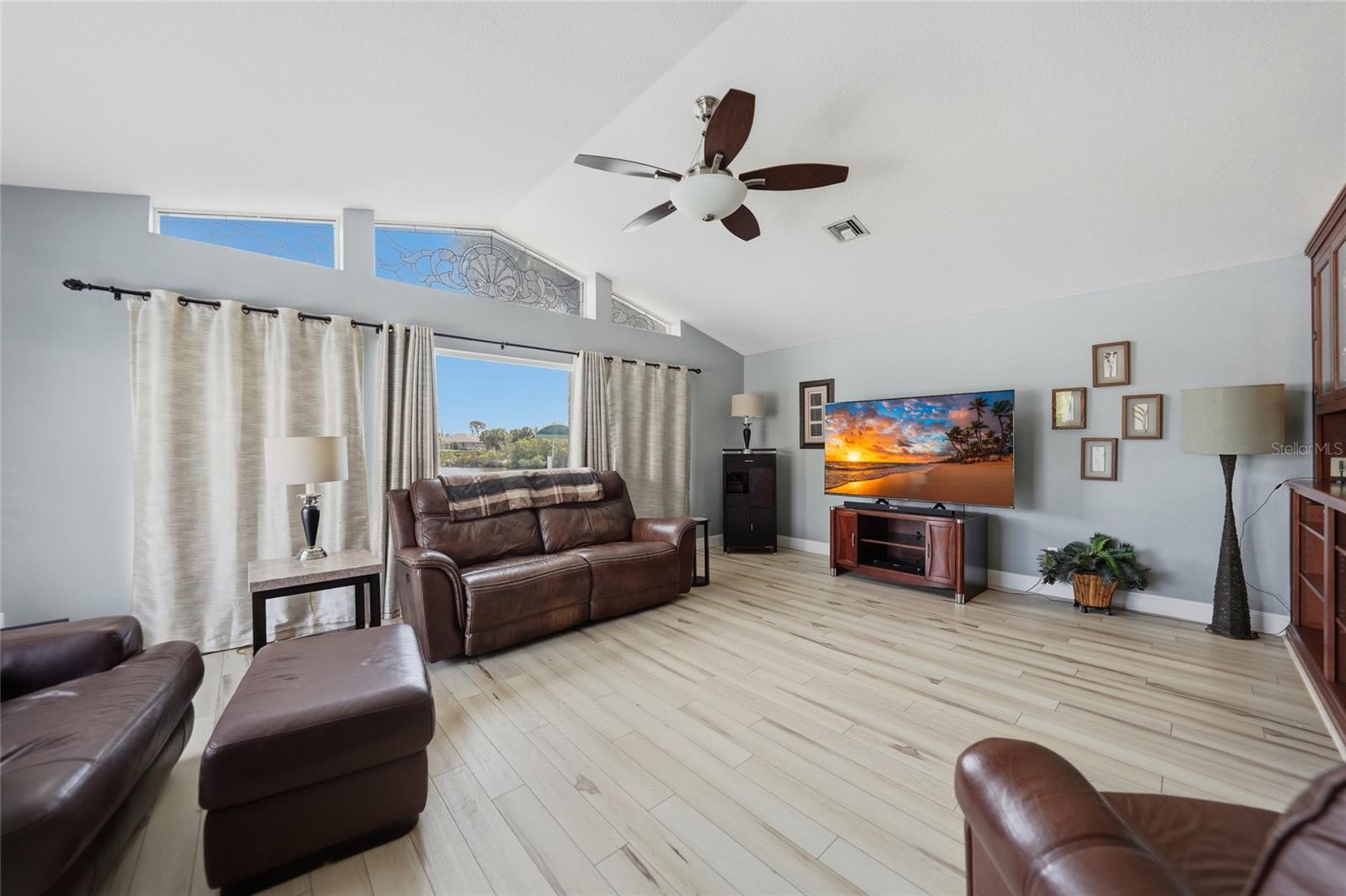 3158 LAKE VIEW BLVD, PORT CHARLOTTE, FL, 33948