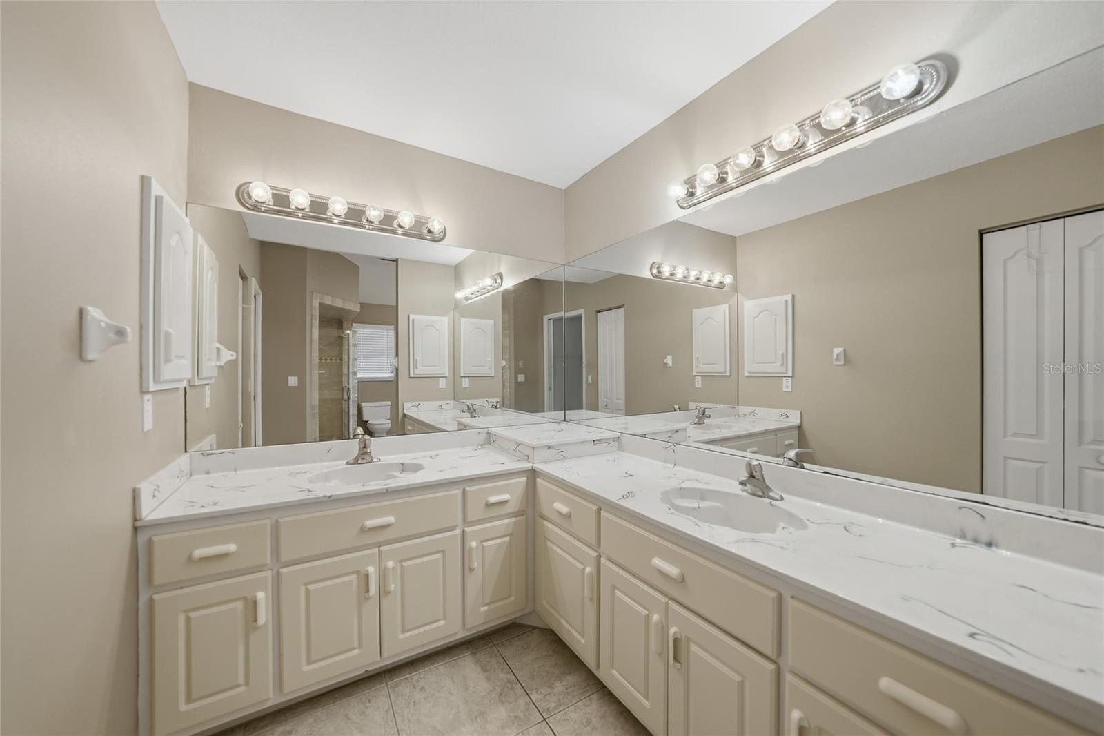 3158 LAKE VIEW BLVD, PORT CHARLOTTE, FL, 33948