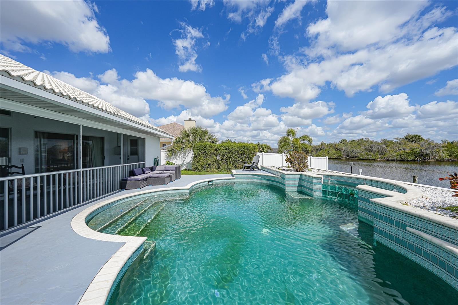 3158 LAKE VIEW BLVD, PORT CHARLOTTE, FL, 33948