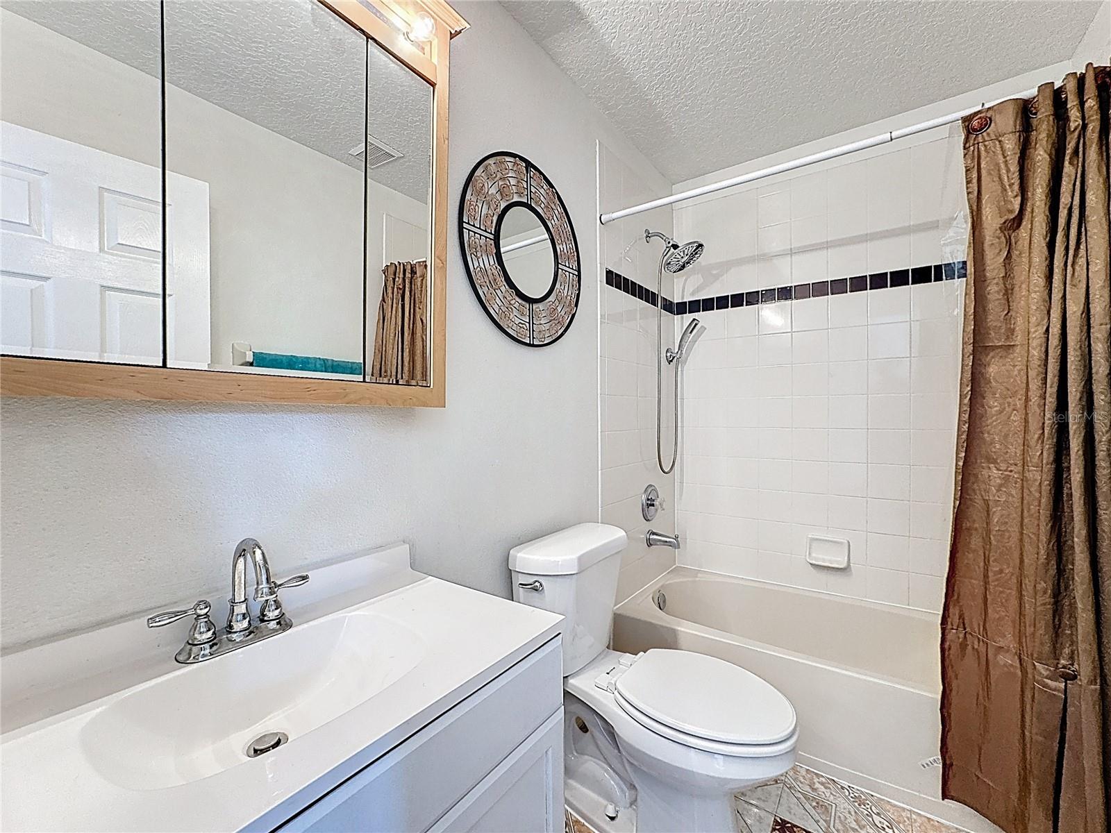 2048 APPLEGATE DR, OCOEE, FL, 34761
