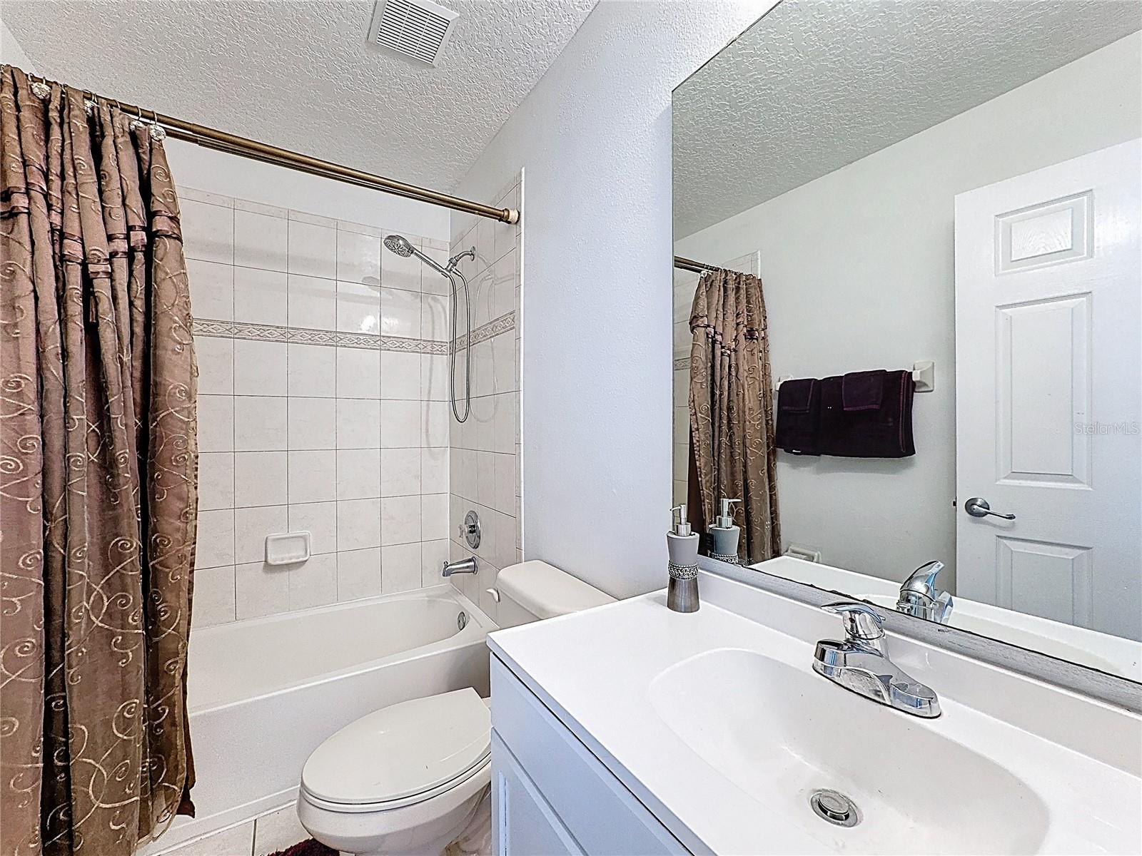 2048 APPLEGATE DR, OCOEE, FL, 34761