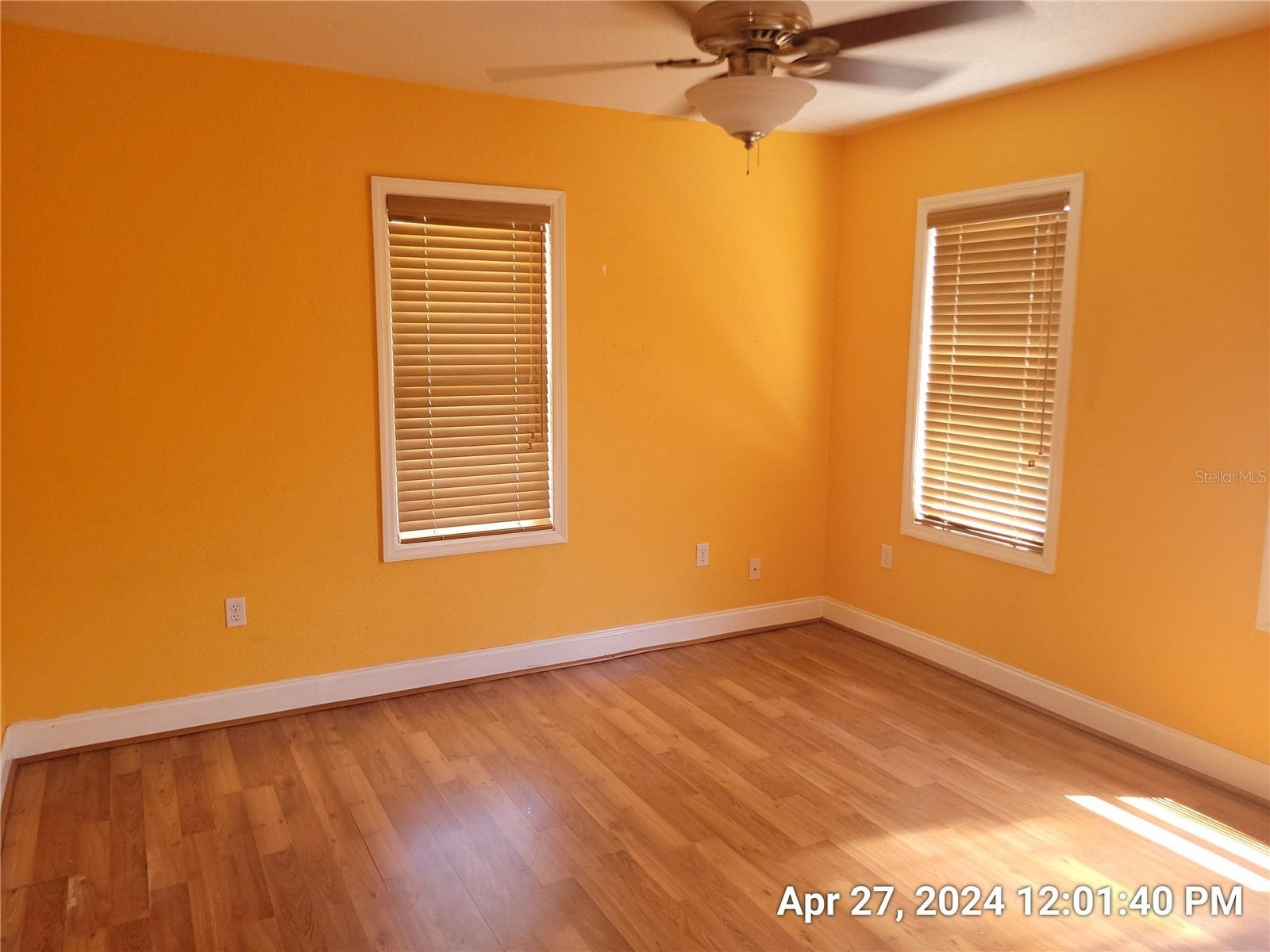 2225 E 10TH AVE, TAMPA, FL, 33605