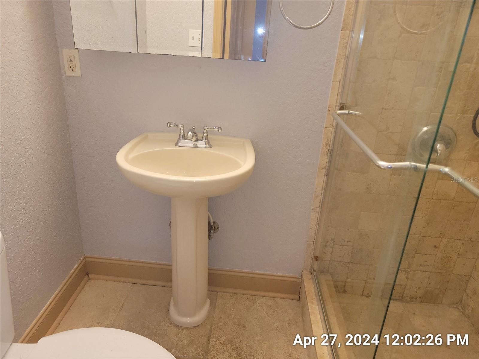 2225 E 10TH AVE, TAMPA, FL, 33605